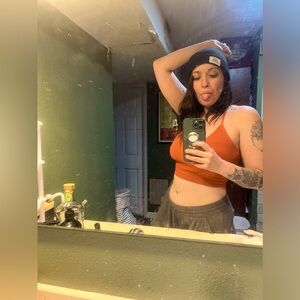 Meet your Posher, Sally